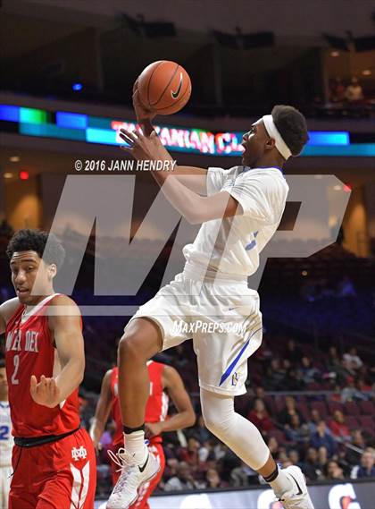 Thumbnail 2 in Mater Dei vs. Bishop Gorman (Tarkanian Classic) photogallery.