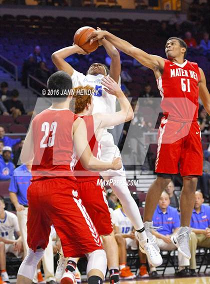 Thumbnail 2 in Mater Dei vs. Bishop Gorman (Tarkanian Classic) photogallery.