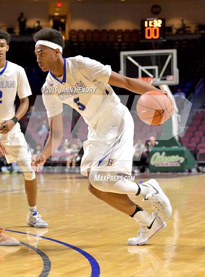 Thumbnail 2 in Mater Dei vs. Bishop Gorman (Tarkanian Classic) photogallery.