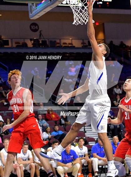 Thumbnail 2 in Mater Dei vs. Bishop Gorman (Tarkanian Classic) photogallery.