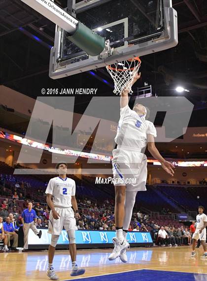 Thumbnail 3 in Mater Dei vs. Bishop Gorman (Tarkanian Classic) photogallery.