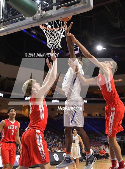 Thumbnail 2 in Mater Dei vs. Bishop Gorman (Tarkanian Classic) photogallery.