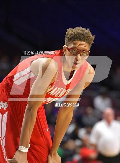 Thumbnail 3 in Mater Dei vs. Bishop Gorman (Tarkanian Classic) photogallery.