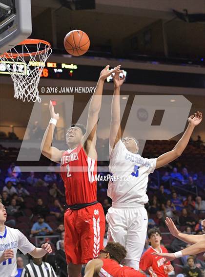 Thumbnail 2 in Mater Dei vs. Bishop Gorman (Tarkanian Classic) photogallery.
