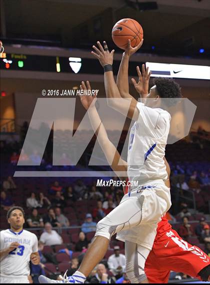 Thumbnail 3 in Mater Dei vs. Bishop Gorman (Tarkanian Classic) photogallery.