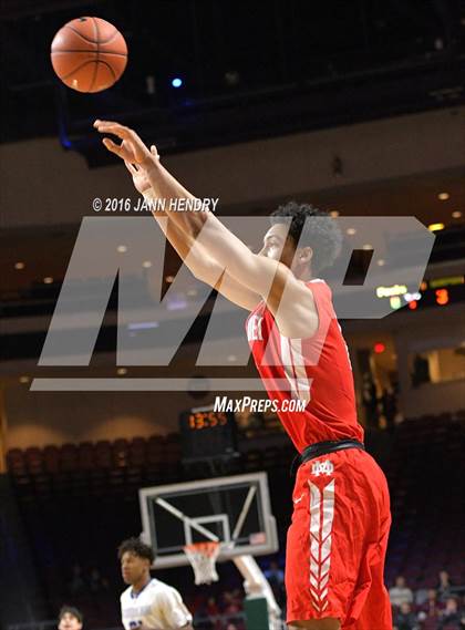 Thumbnail 1 in Mater Dei vs. Bishop Gorman (Tarkanian Classic) photogallery.