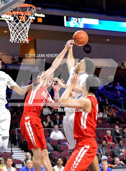 Thumbnail 1 in Mater Dei vs. Bishop Gorman (Tarkanian Classic) photogallery.