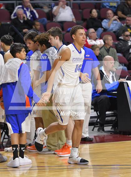 Thumbnail 1 in Mater Dei vs. Bishop Gorman (Tarkanian Classic) photogallery.