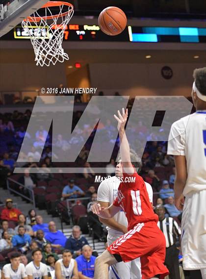 Thumbnail 1 in Mater Dei vs. Bishop Gorman (Tarkanian Classic) photogallery.