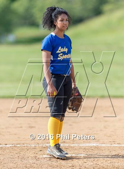 Thumbnail 1 in Laurel vs. Elanor Roosevelt photogallery.