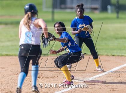 Thumbnail 3 in Laurel vs. Elanor Roosevelt photogallery.