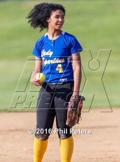 Thumbnail 2 in Laurel vs. Elanor Roosevelt photogallery.