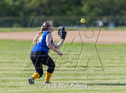 Thumbnail 1 in Laurel vs. Elanor Roosevelt photogallery.