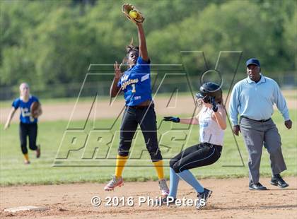 Thumbnail 1 in Laurel vs. Elanor Roosevelt photogallery.