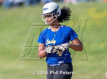 Thumbnail 3 in Laurel vs. Elanor Roosevelt photogallery.