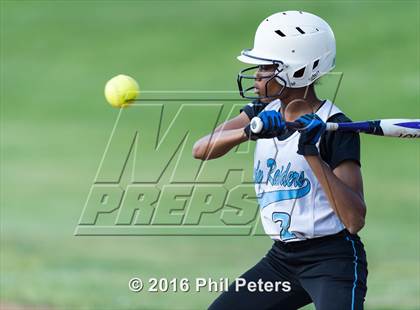 Thumbnail 2 in Laurel vs. Elanor Roosevelt photogallery.