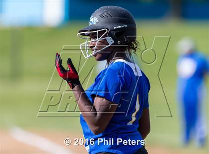 Thumbnail 1 in Laurel vs. Elanor Roosevelt photogallery.