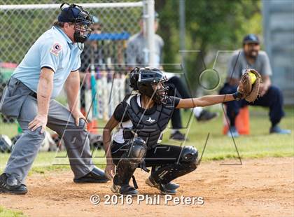 Thumbnail 1 in Laurel vs. Elanor Roosevelt photogallery.