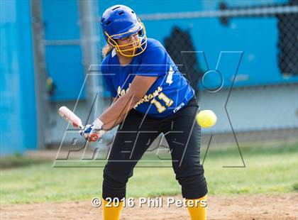 Thumbnail 2 in Laurel vs. Elanor Roosevelt photogallery.