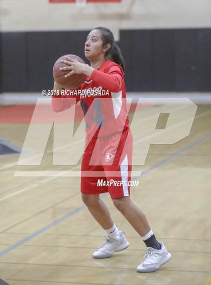 Thumbnail 2 in Selma vs. Sanger (Selma Shootout) photogallery.