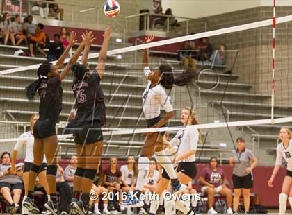 Thumbnail 2 in Red Oak @ Lewisville photogallery.