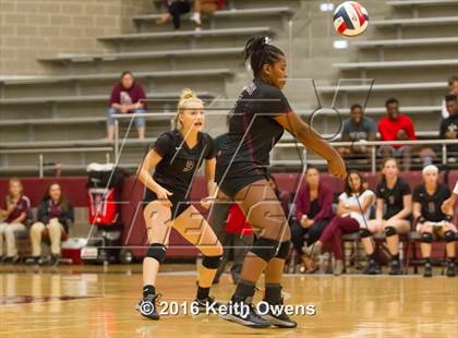 Thumbnail 2 in Red Oak @ Lewisville photogallery.