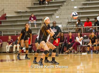 Thumbnail 2 in Red Oak @ Lewisville photogallery.