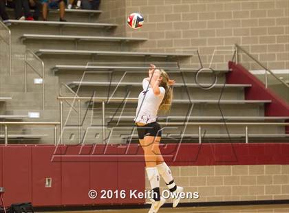 Thumbnail 3 in Red Oak @ Lewisville photogallery.