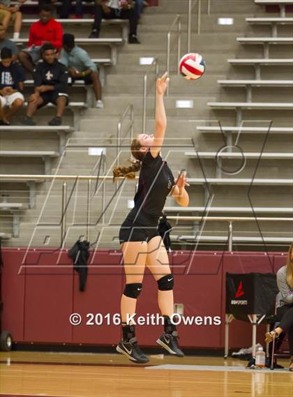 Thumbnail 2 in Red Oak @ Lewisville photogallery.