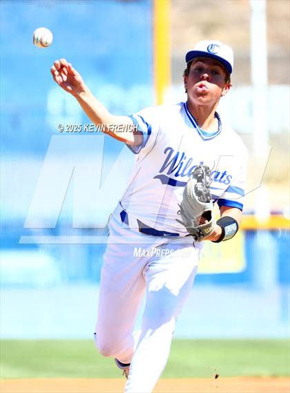 Thumbnail 2 in Pueblo Central vs. Bend (Coach Bob Invitational) photogallery.