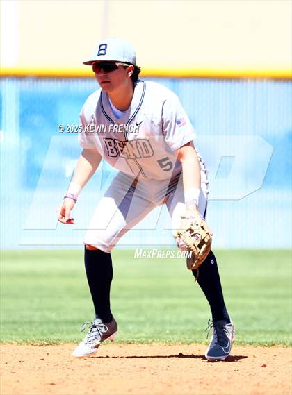 Thumbnail 3 in Pueblo Central vs. Bend (Coach Bob Invitational) photogallery.
