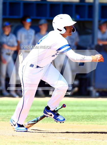 Thumbnail 2 in Pueblo Central vs. Bend (Coach Bob Invitational) photogallery.