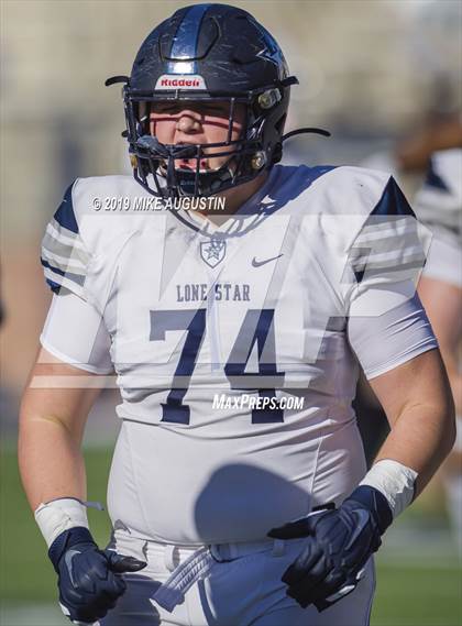 Thumbnail 2 in Lone Star vs. Ryan (UIL 5A DI Semi-Final) photogallery.