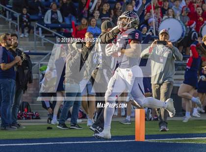 Thumbnail 2 in Lone Star vs. Ryan (UIL 5A DI Semi-Final) photogallery.