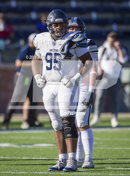 Thumbnail 2 in Lone Star vs. Ryan (UIL 5A DI Semi-Final) photogallery.