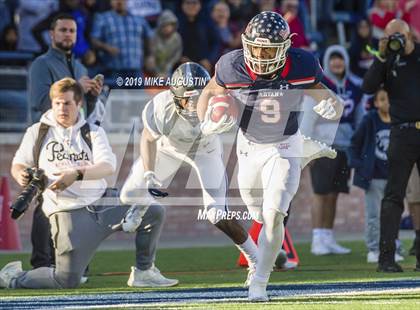 Thumbnail 1 in Lone Star vs. Ryan (UIL 5A DI Semi-Final) photogallery.