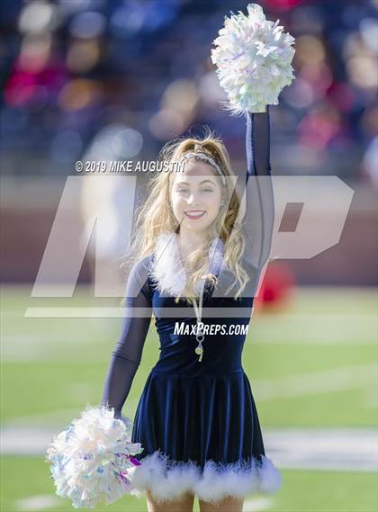 Thumbnail 1 in Lone Star vs. Ryan (UIL 5A DI Semi-Final) photogallery.
