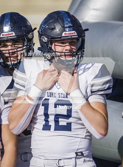 Thumbnail 2 in Lone Star vs. Ryan (UIL 5A DI Semi-Final) photogallery.