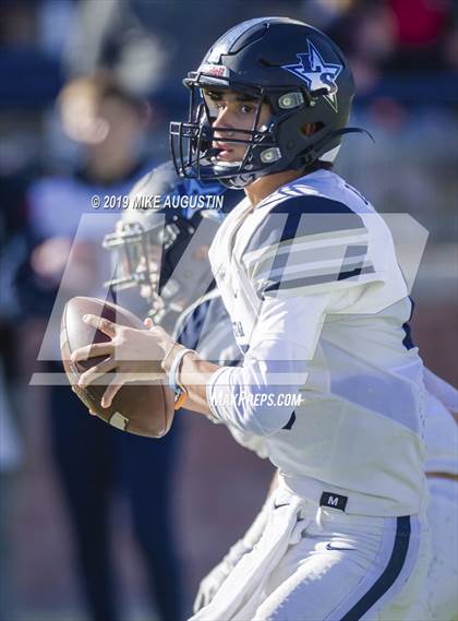 Thumbnail 1 in Lone Star vs. Ryan (UIL 5A DI Semi-Final) photogallery.