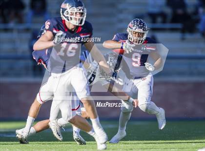 Thumbnail 1 in Lone Star vs. Ryan (UIL 5A DI Semi-Final) photogallery.