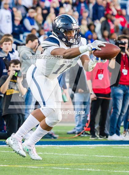 Thumbnail 1 in Lone Star vs. Ryan (UIL 5A DI Semi-Final) photogallery.
