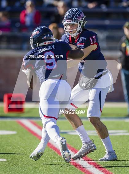 Thumbnail 2 in Lone Star vs. Ryan (UIL 5A DI Semi-Final) photogallery.