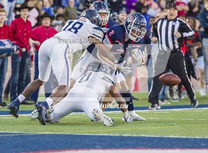 Thumbnail 2 in Lone Star vs. Ryan (UIL 5A DI Semi-Final) photogallery.