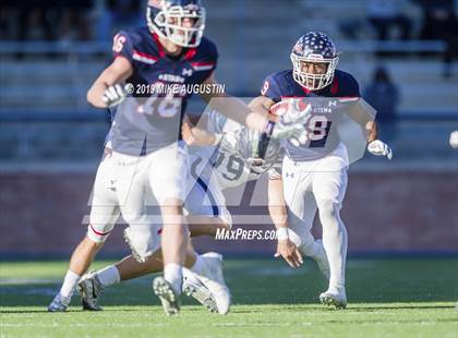 Thumbnail 2 in Lone Star vs. Ryan (UIL 5A DI Semi-Final) photogallery.