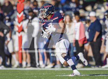 Thumbnail 3 in Lone Star vs. Ryan (UIL 5A DI Semi-Final) photogallery.