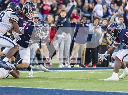 Thumbnail 2 in Lone Star vs. Ryan (UIL 5A DI Semi-Final) photogallery.