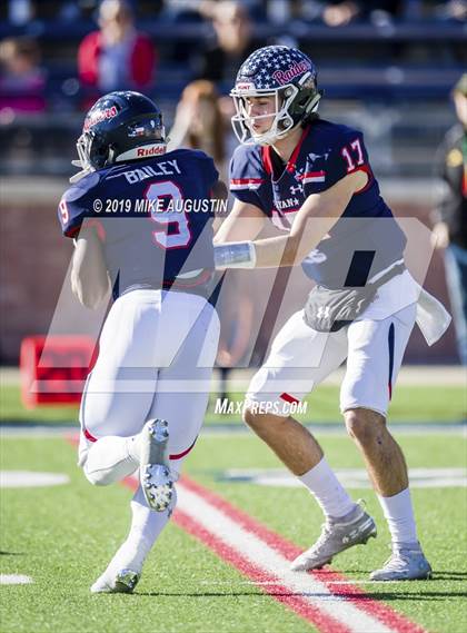 Thumbnail 3 in Lone Star vs. Ryan (UIL 5A DI Semi-Final) photogallery.