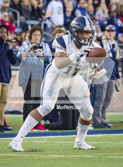 Thumbnail 2 in Lone Star vs. Ryan (UIL 5A DI Semi-Final) photogallery.