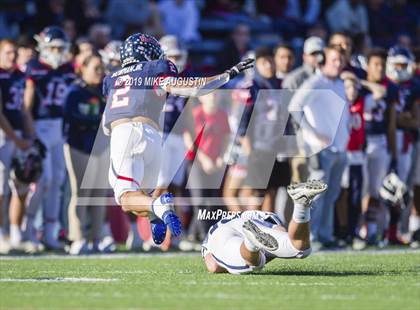 Thumbnail 1 in Lone Star vs. Ryan (UIL 5A DI Semi-Final) photogallery.