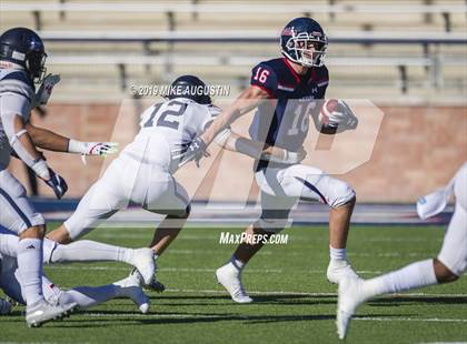 Thumbnail 3 in Lone Star vs. Ryan (UIL 5A DI Semi-Final) photogallery.